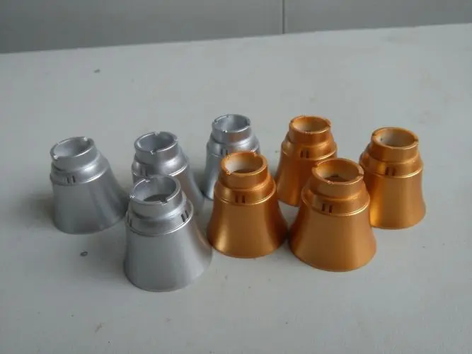 五金件噴漆產(chǎn)生的廢氣應(yīng)該怎么處理呢深入闡釋？
